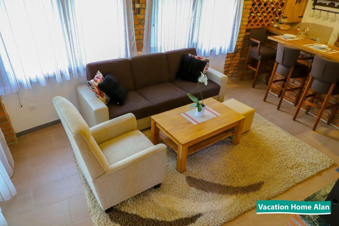 Vacation Home Alan 2 Kulen Vakuf Exterior photo