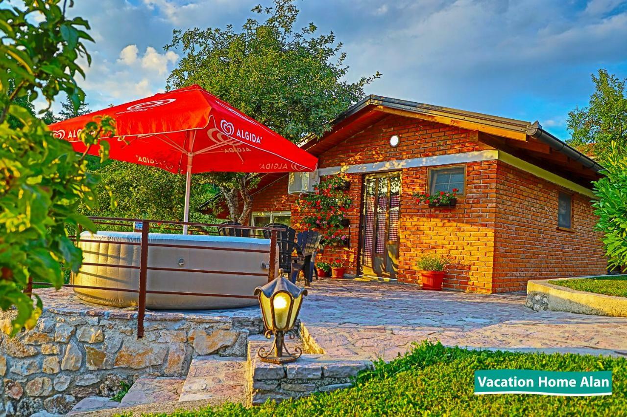 Vacation Home Alan 2 Kulen Vakuf Exterior photo